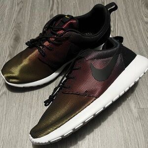 Nike Men's Size 12 running shoes (new)